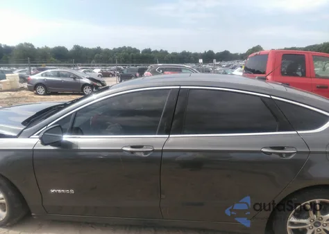 2015 Ford Fusion Titanium Hybrid z USA, uszkodzony, nr VIN 3FA6P0RU3FR166586